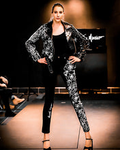 Load image into Gallery viewer, When In Rome Jeans