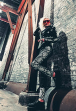 Load image into Gallery viewer, 60% Off Snake Charmer Jeans