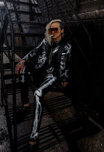 Load image into Gallery viewer, 60% Off In Your Bones Jeans